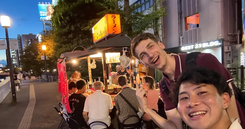 Yatai- & Izakaya-Abendrundgang mit allem inklusive